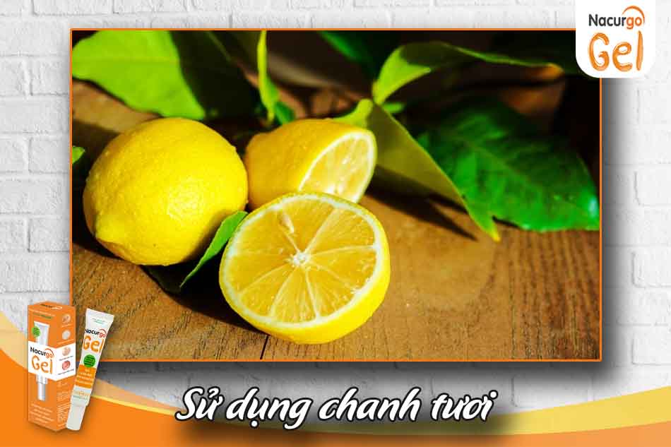 Làm mờ thâm mụn bằng chanh